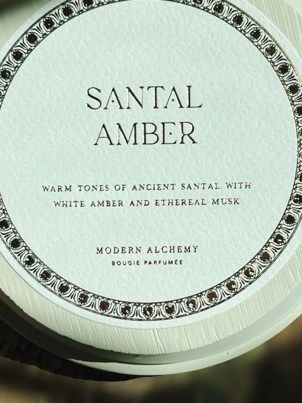 NEW Modern Alchemy Santal Amber Bougie Parfumee 15.1 OZ Candle Decorative Lid